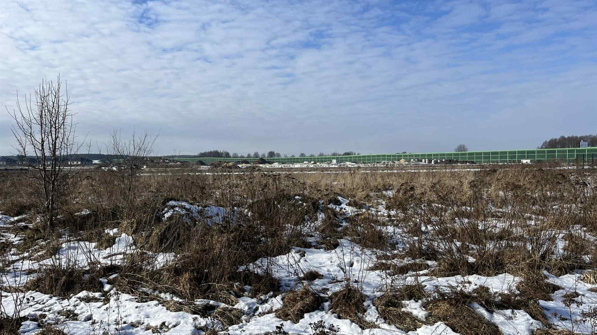 Działka na sprzedaż