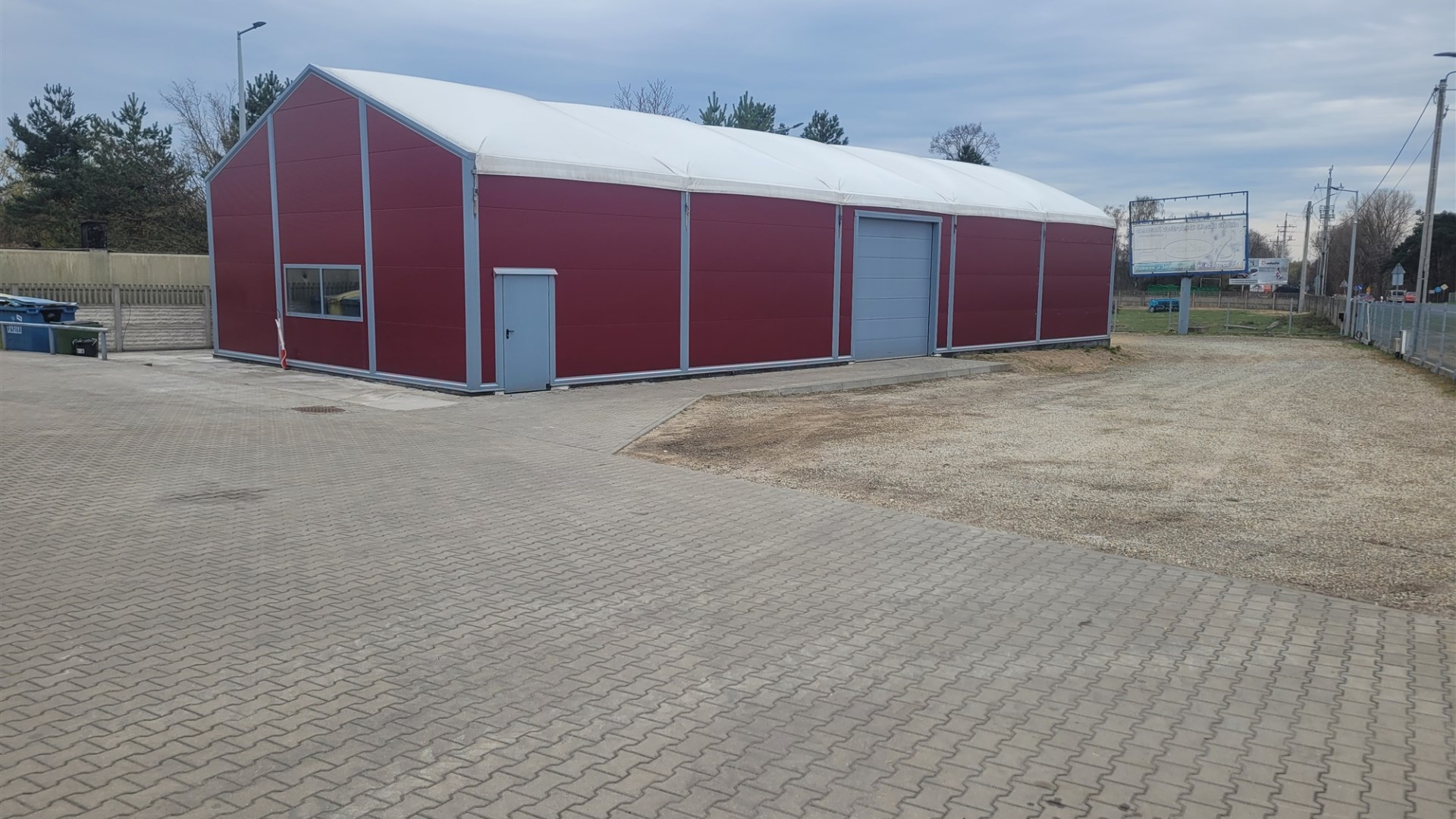 Działka na sprzedaż